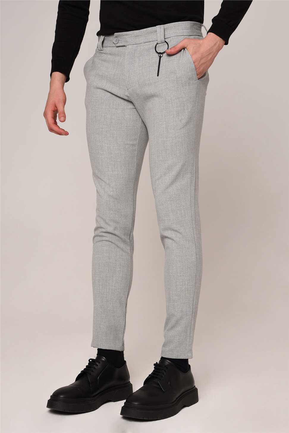 بنطال قطني بقصة ضيقة للرجال