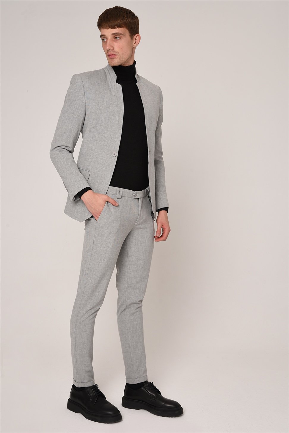 بنطال إكسسوار بقصة ضيقة للرجال