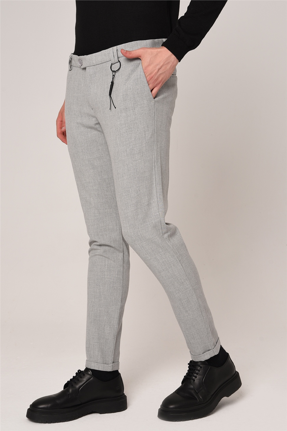 بنطال إكسسوار بقصة ضيقة للرجال