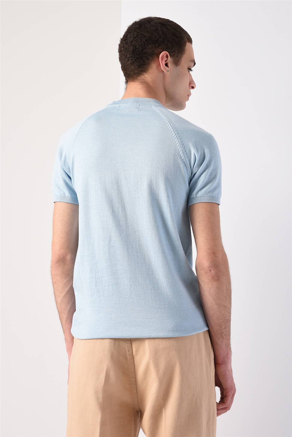 تي شيرت تريكو نصف الياقة المدورة