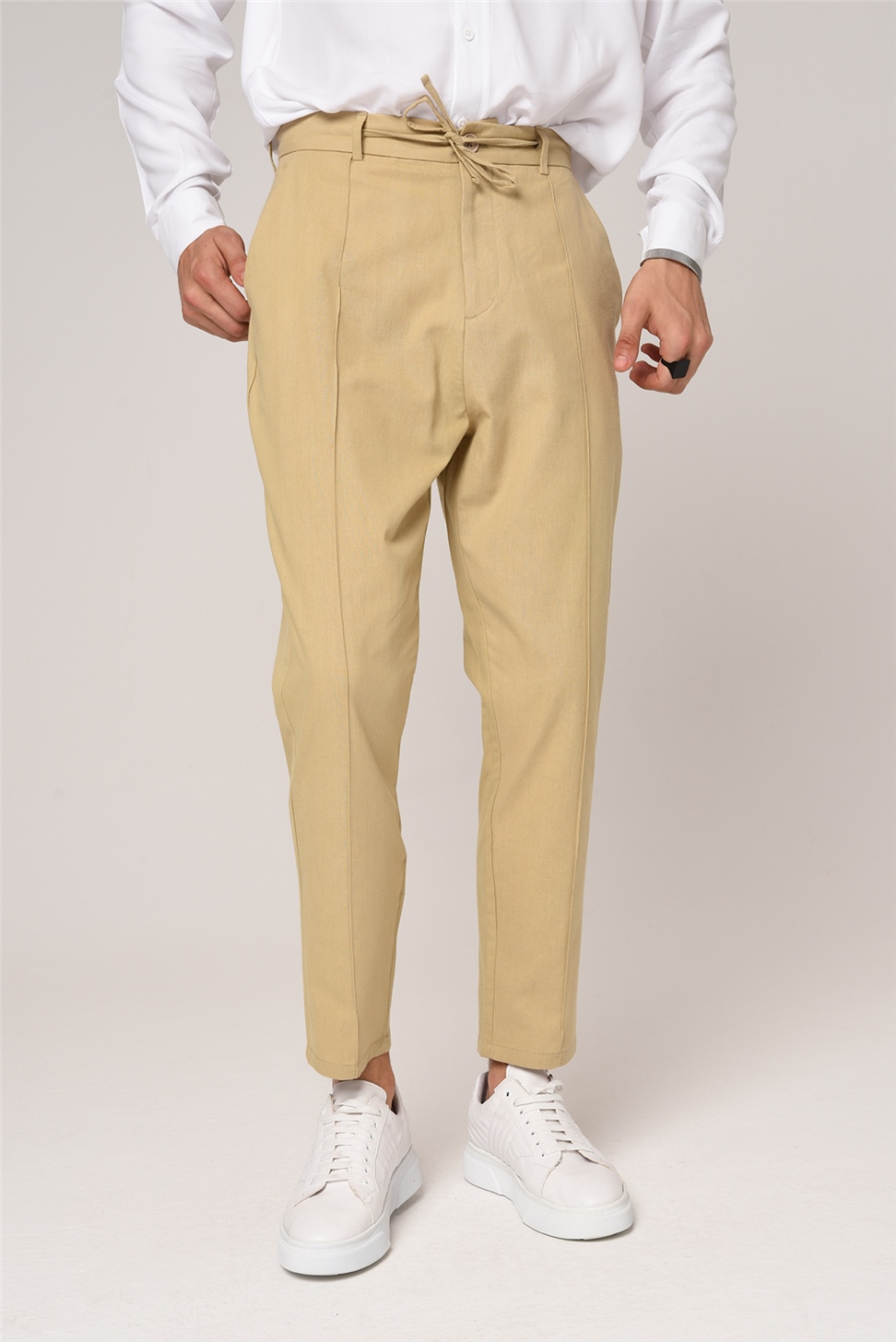 بنطال كتان صديقها