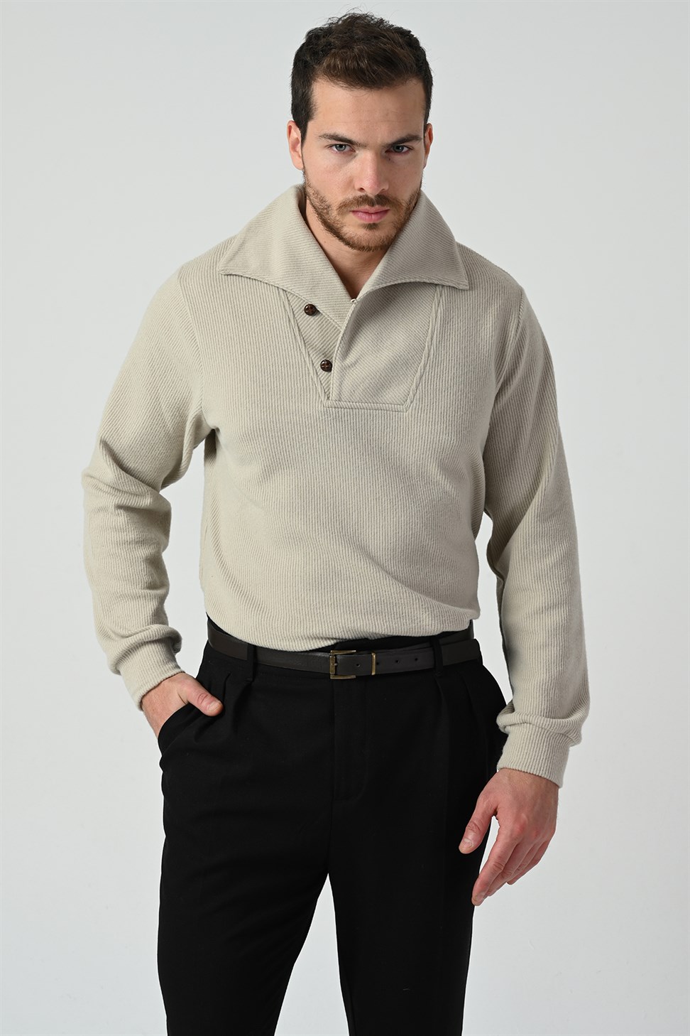 زر مفصلة البلوز الرجال ذوي الياقات العالية