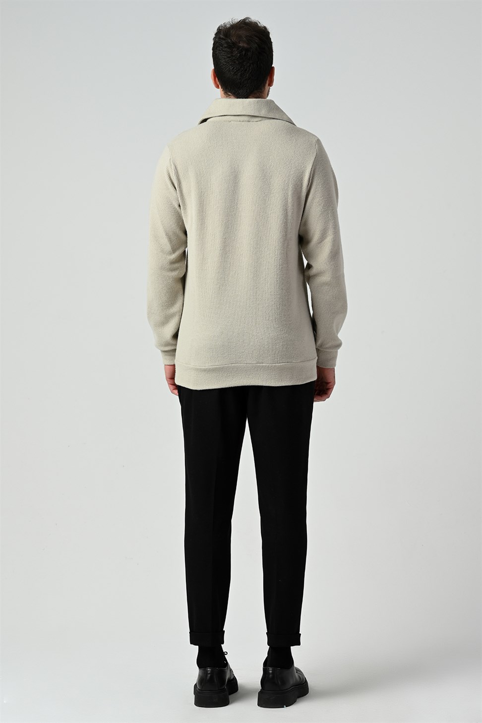 زر مفصلة البلوز الرجال ذوي الياقات العالية