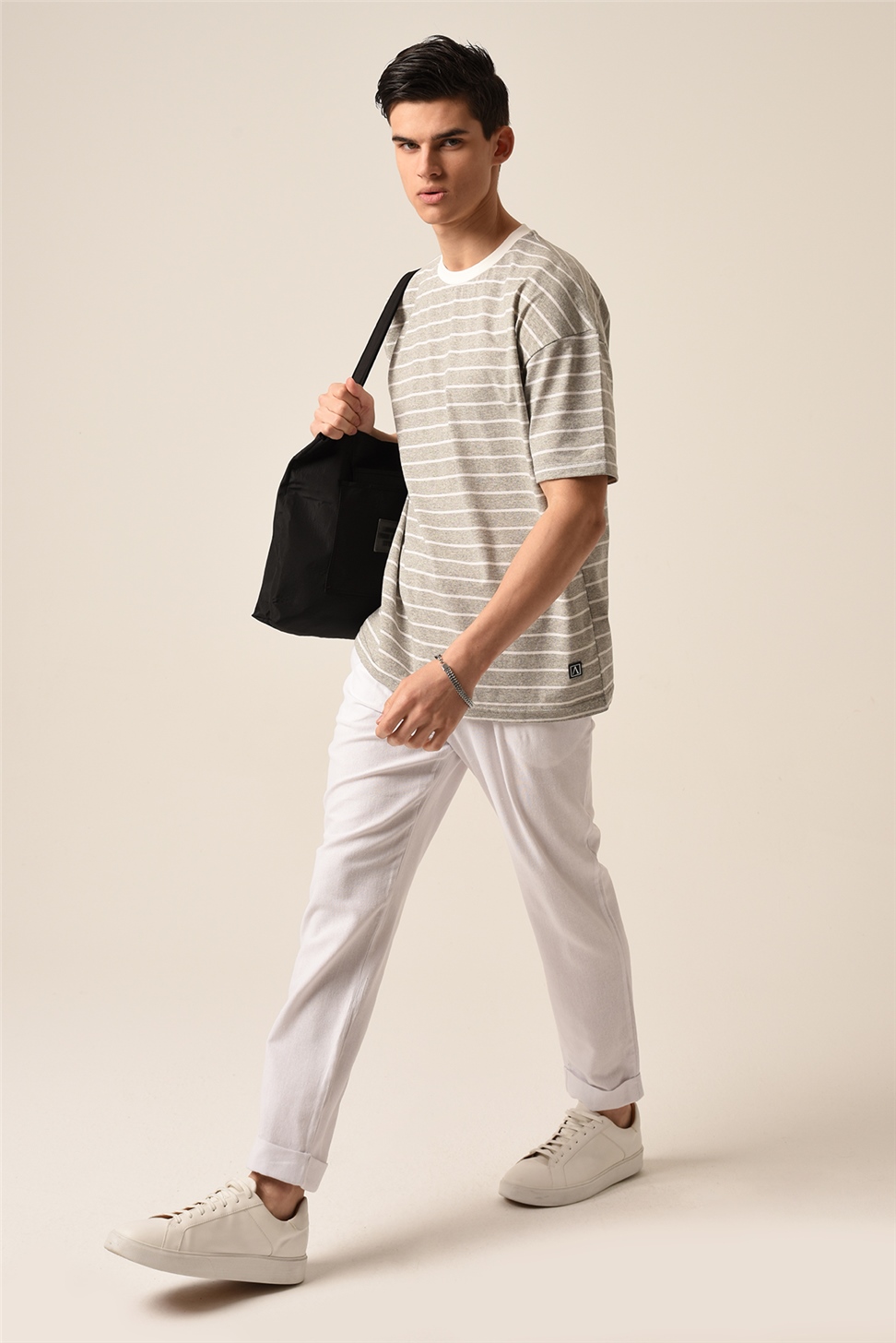 بنطال رياضي من الكتان بربطة خصر