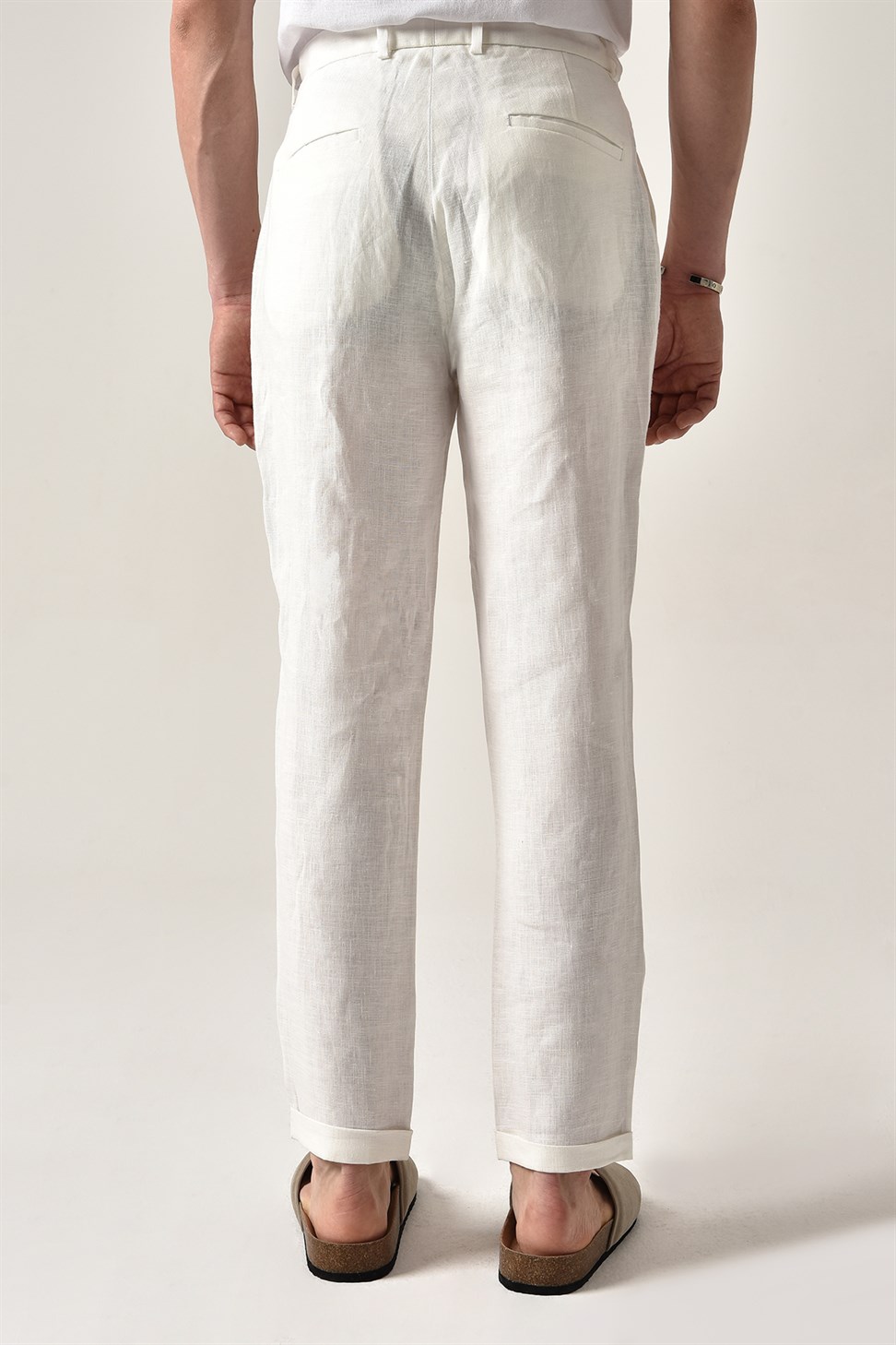 بنطال كتان برباط على الخصر