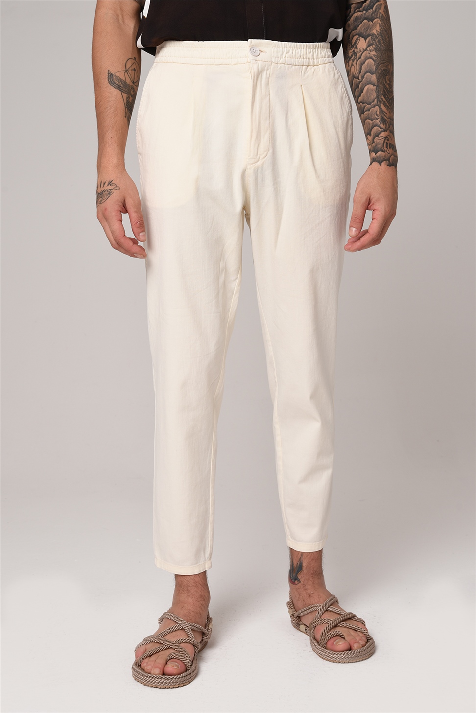 بنطال بخصر مطاطي