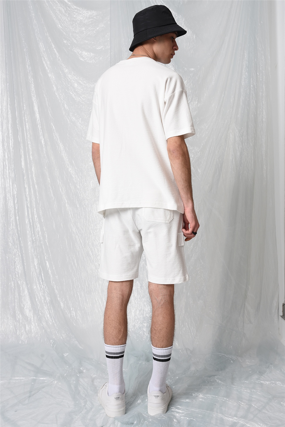 مجموعة شورت تي شيرت كبير الحجم للرجال