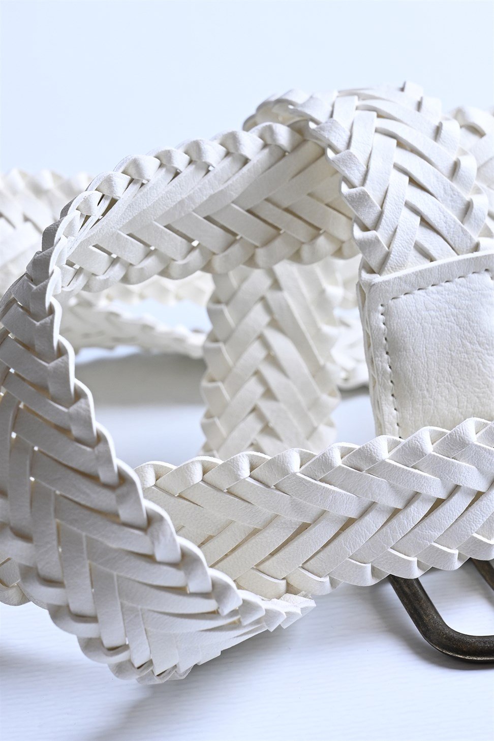 حزام رجالي من الجلد الصناعي المحبوك