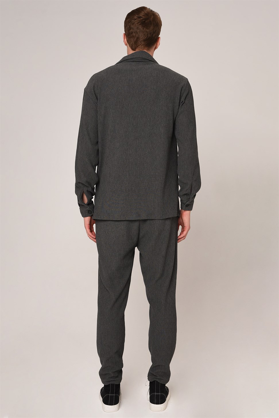 بنطلون محبوك مخطط للرجال