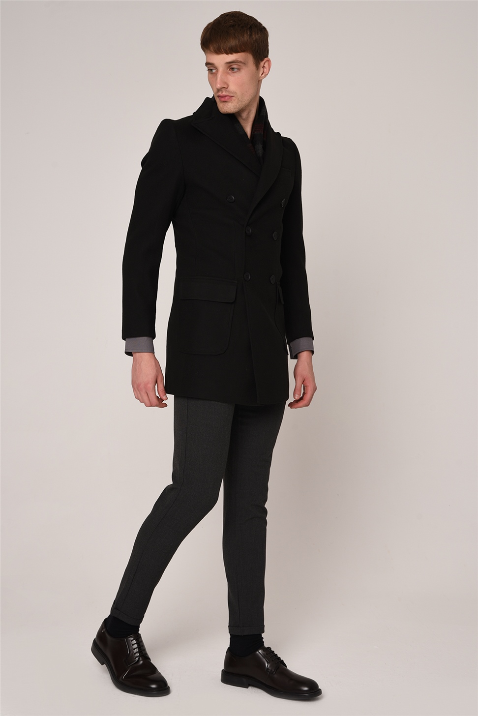 بنطال إكسسوار بقصة ضيقة للرجال