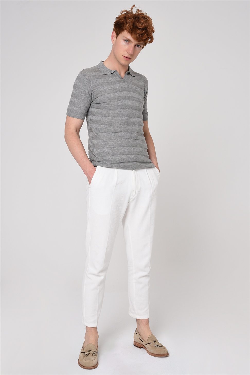 تي شيرت تريكو منقوش بياقة بولو مخططة