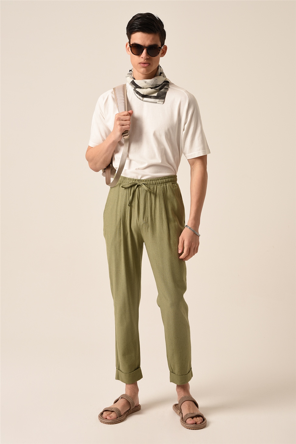 بنطال رياضي من الكتان بربطة خصر