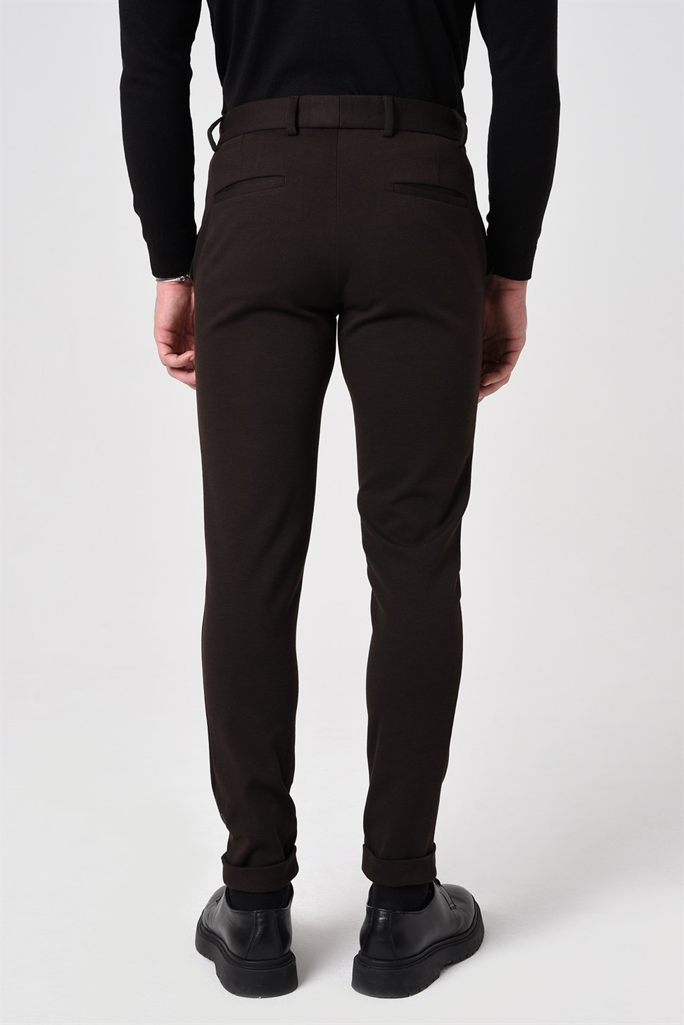 بنطال ذو قصة ضيقة للرجال بساقين مزدوجة