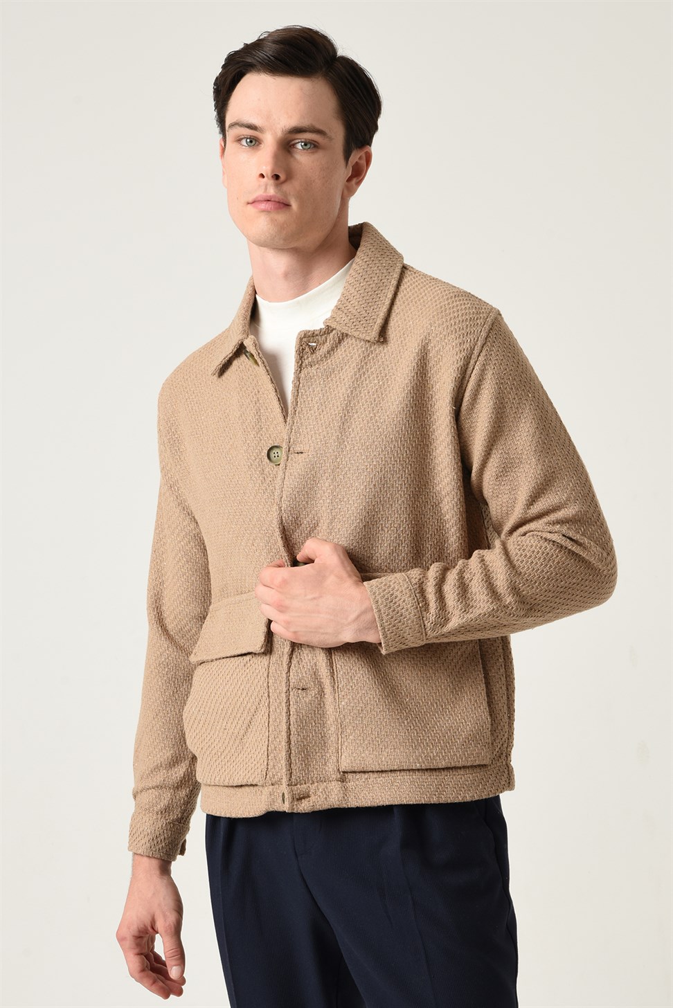 سترة قميص جيب الحقيبة