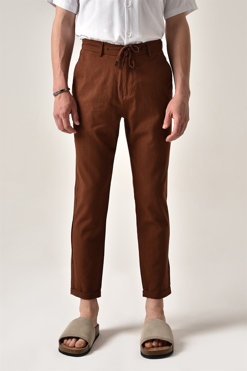 بنطال كتان برباط على الخصر