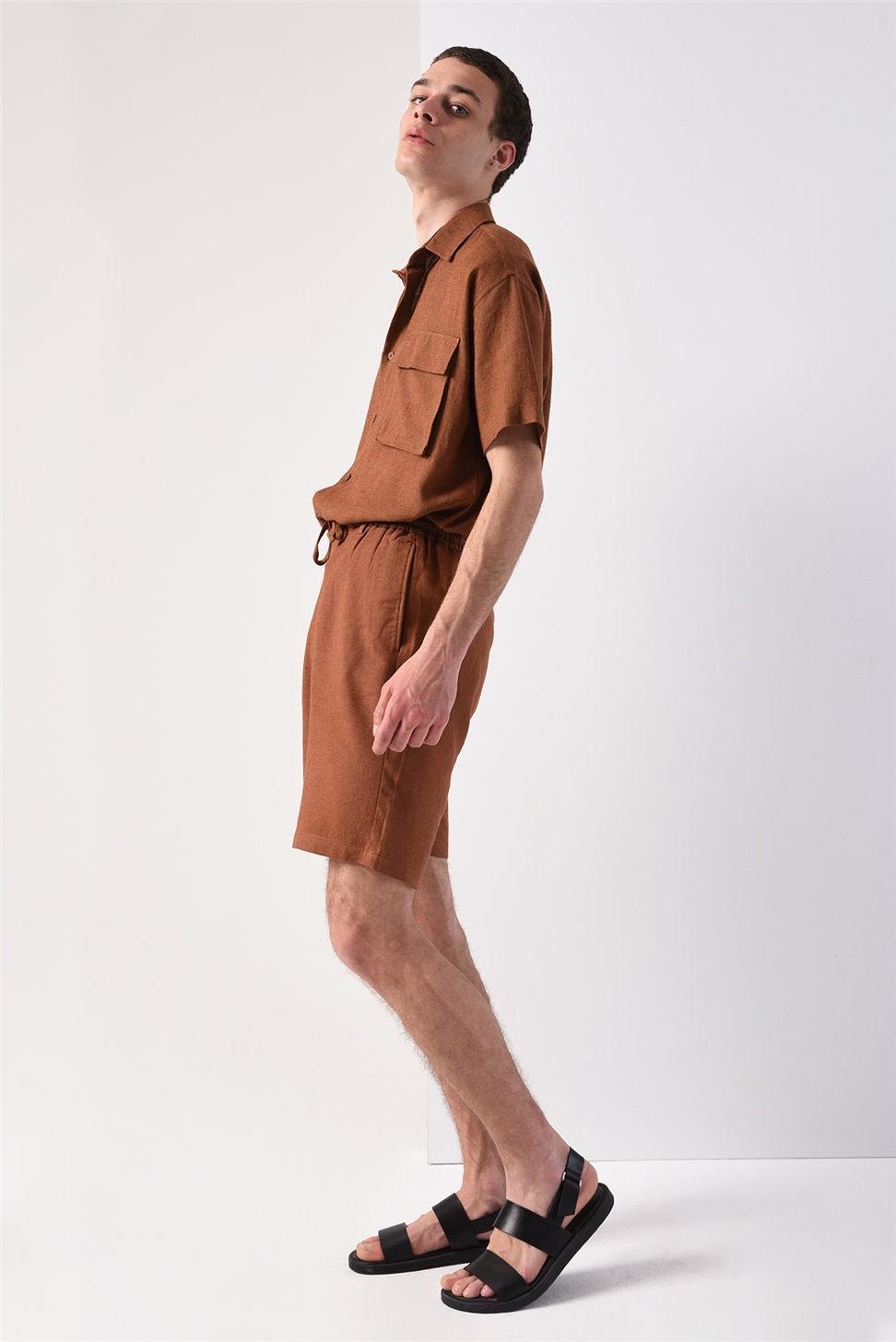 شورت خصر مطاطي