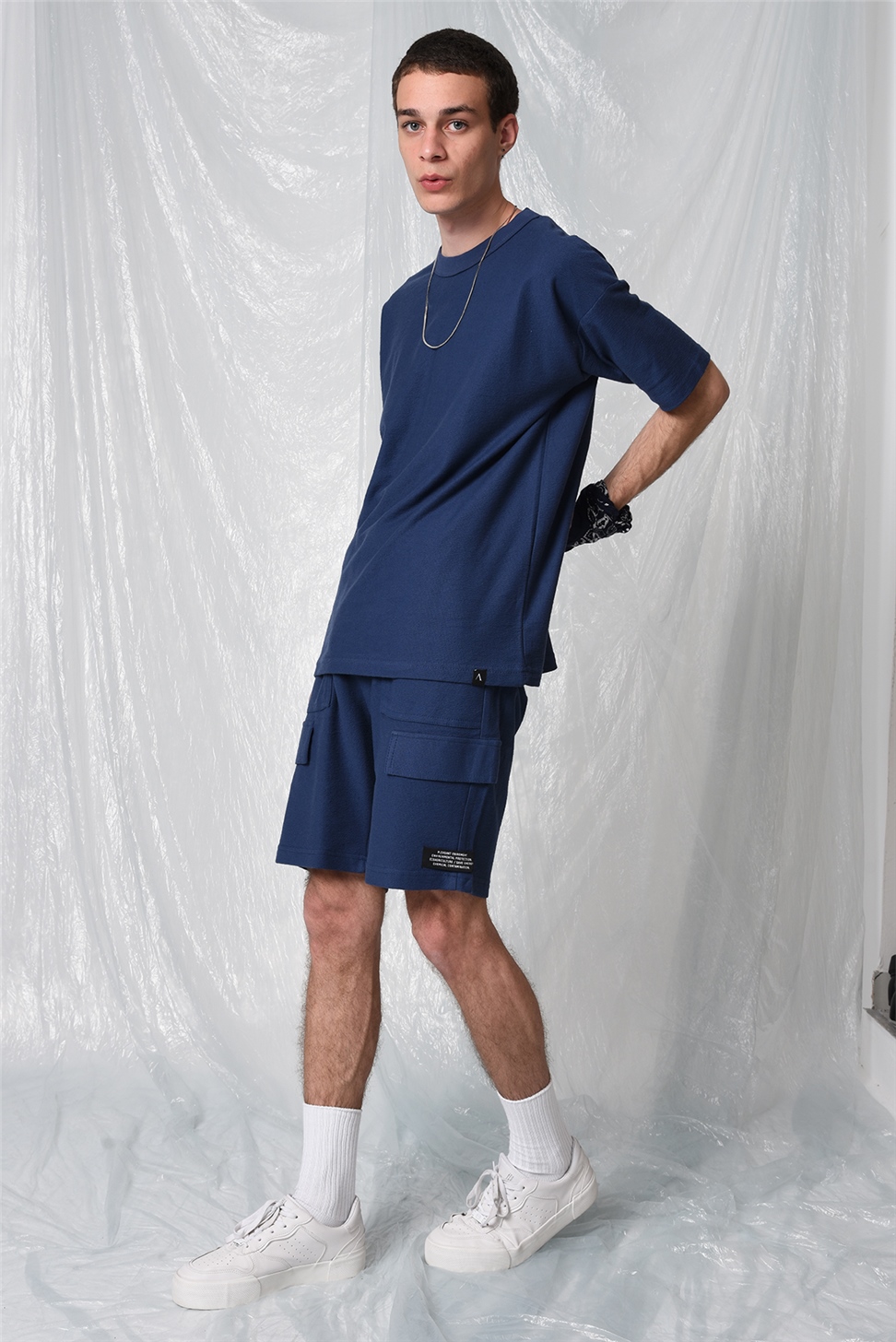 مجموعة شورت تي شيرت كبير الحجم للرجال