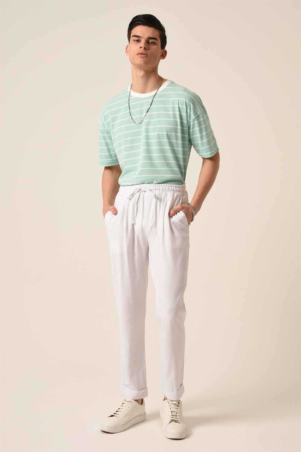 تي شيرت مخطط كبير الحجم