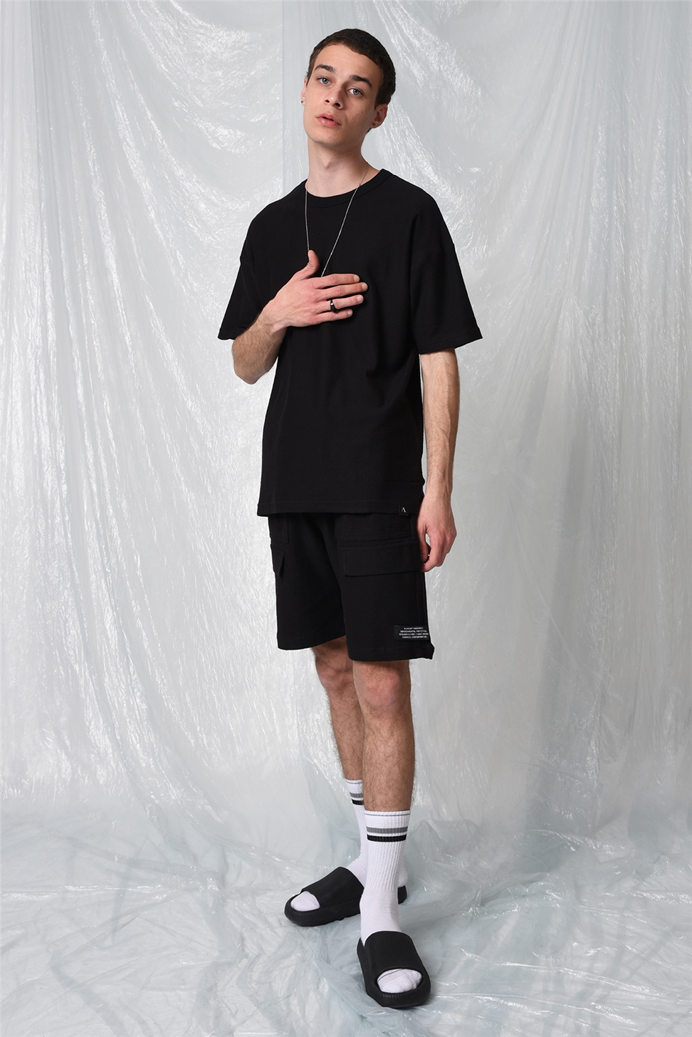 مجموعة شورت تي شيرت كبير الحجم للرجال