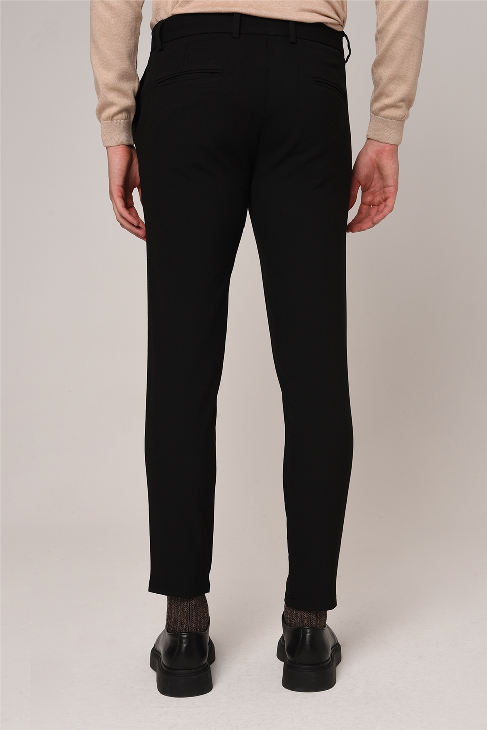 بنطال قطني بقصة ضيقة للرجال