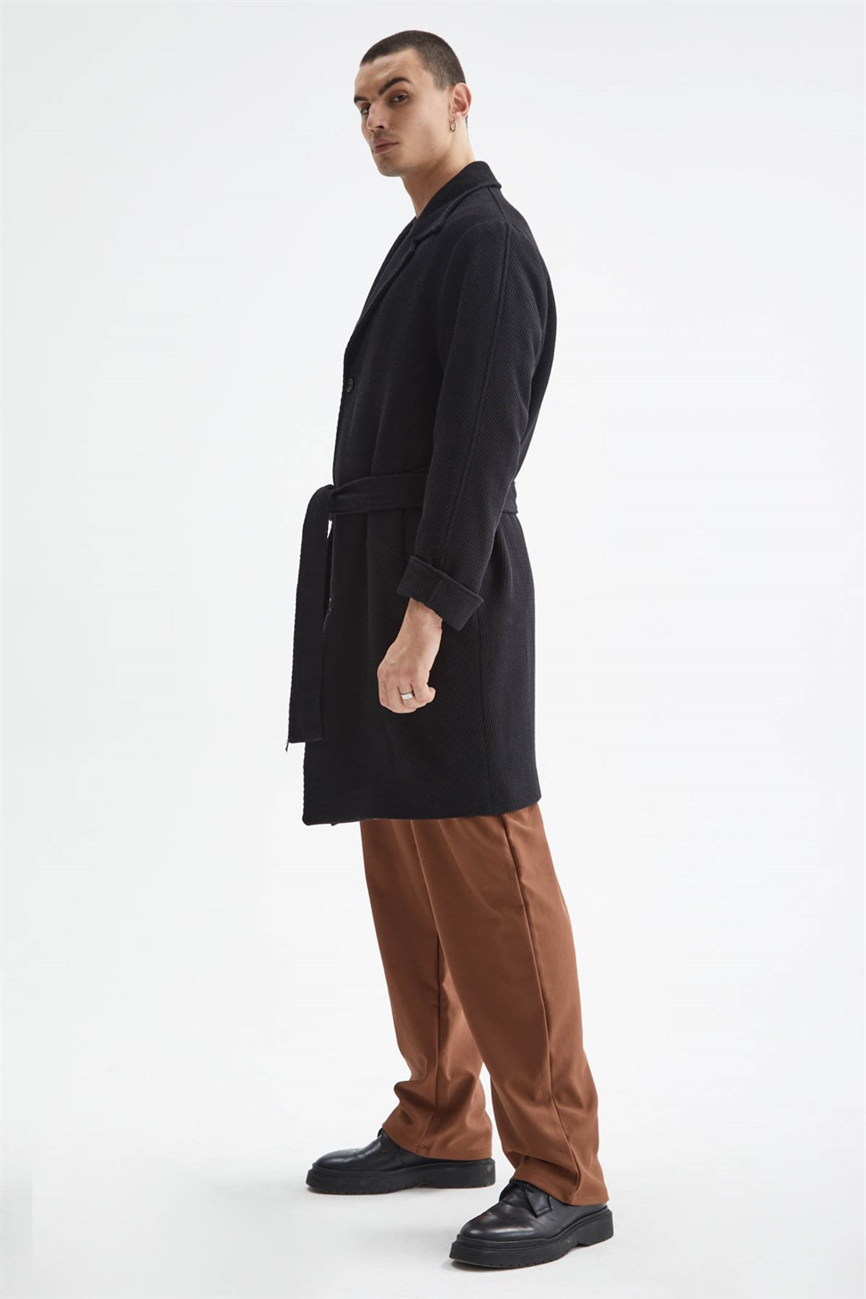 حزام مفصل نمط مضلع معطف الرجال