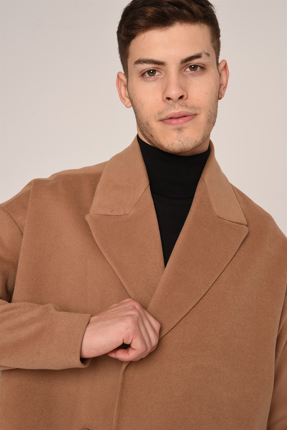 معطف رجالي كبير الحجم
