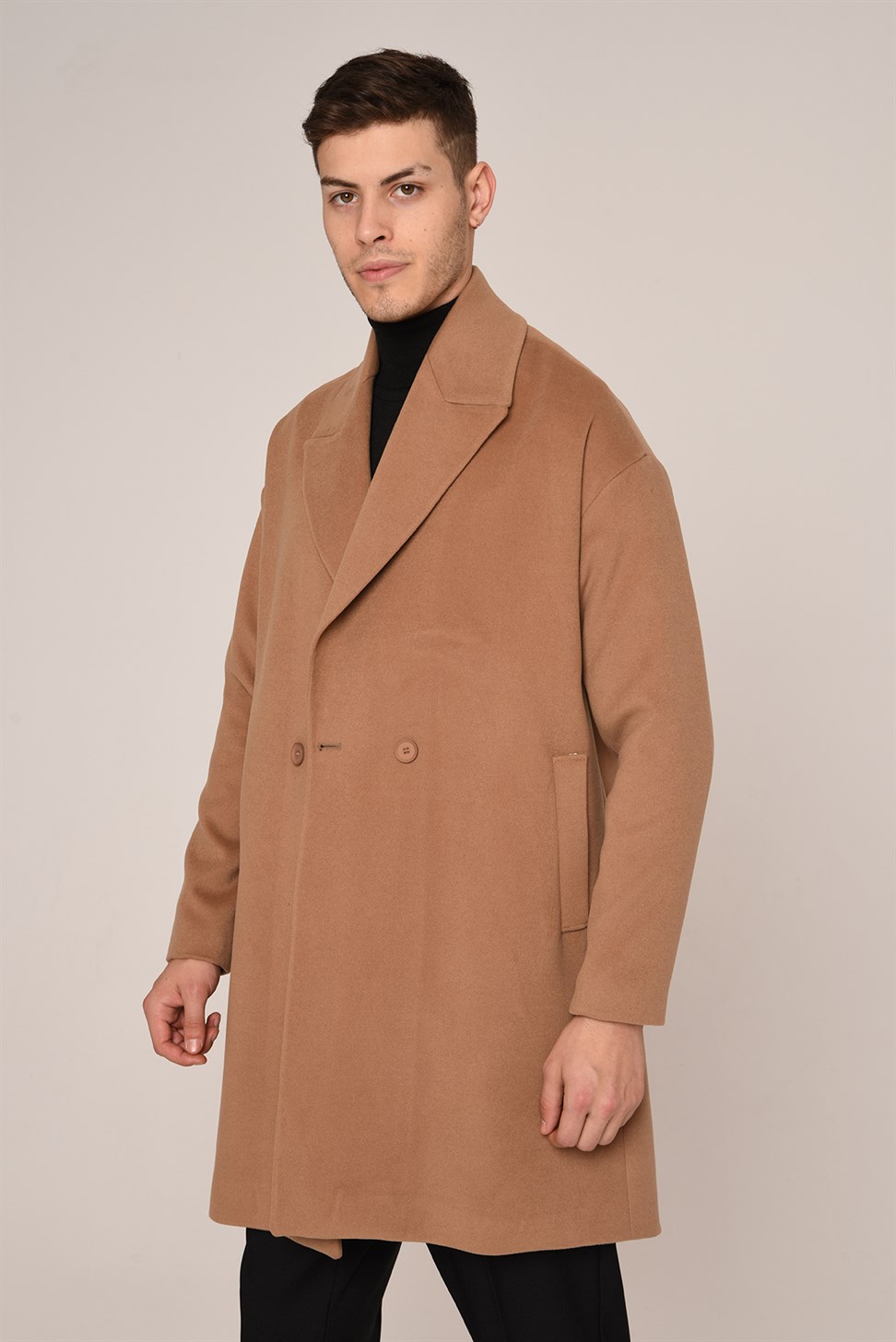 معطف رجالي كبير الحجم
