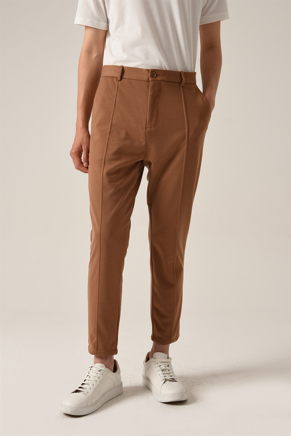 بنطال مخطط بقصة عادية للرجال