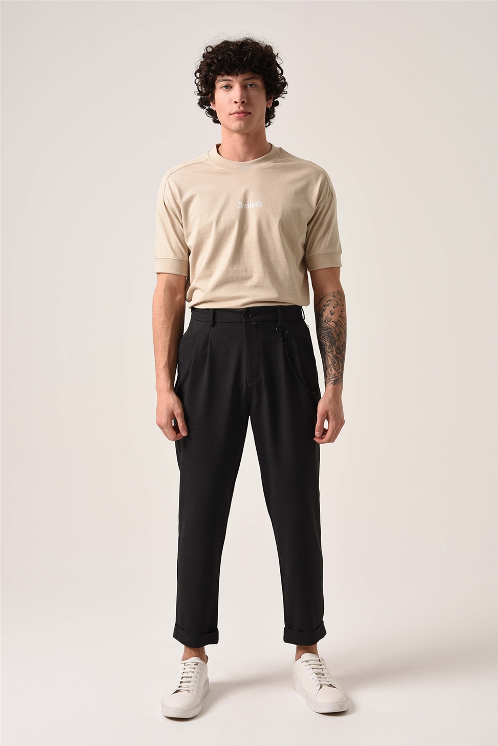 تي شيرت أنطاكية كبير الحجم مطبوع