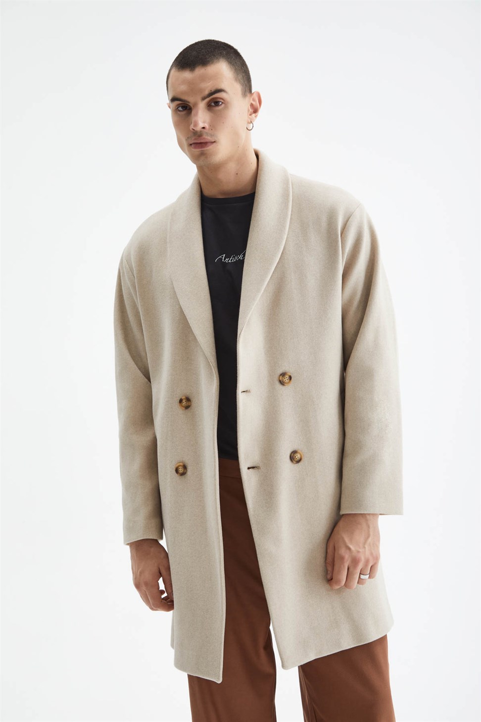 معطف رجالي كبير الحجم بياقة شال وصدر مزدوج