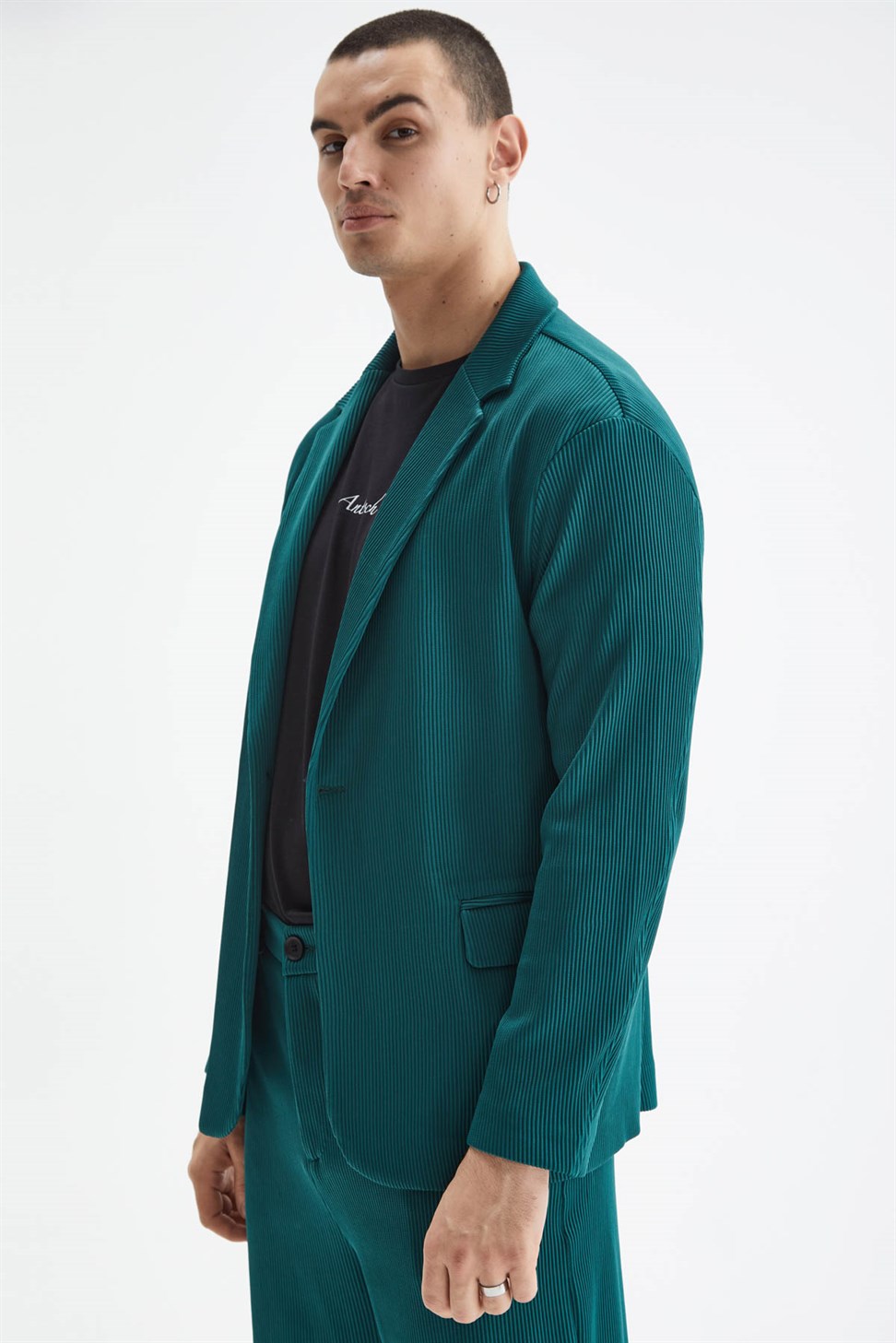 بدلة رجالية مضلعة كبيرة الحجم