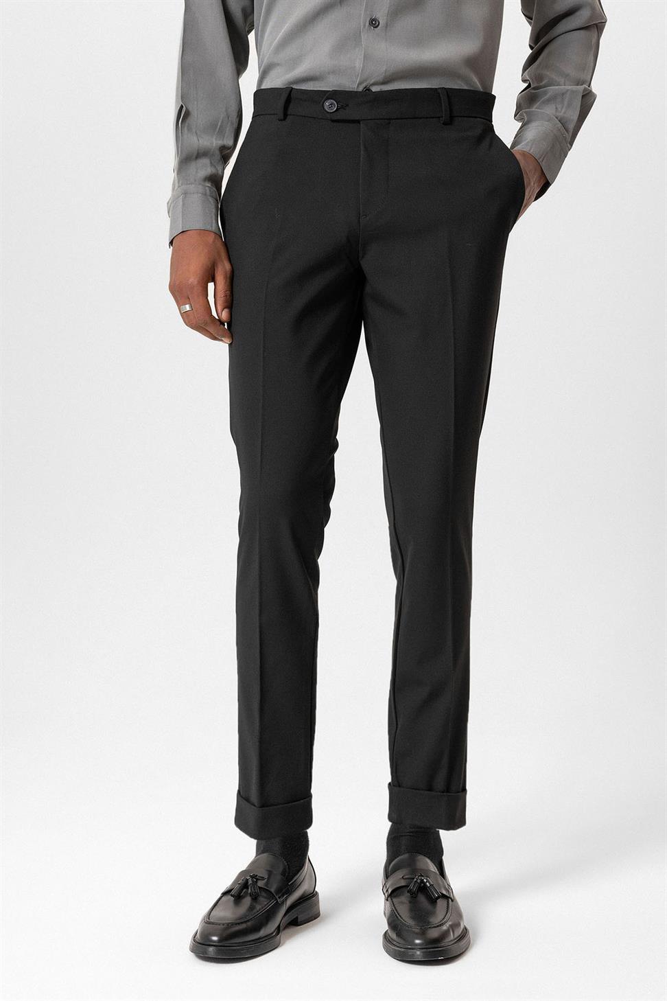 بنطال رجالي بقصة عادية بساقين