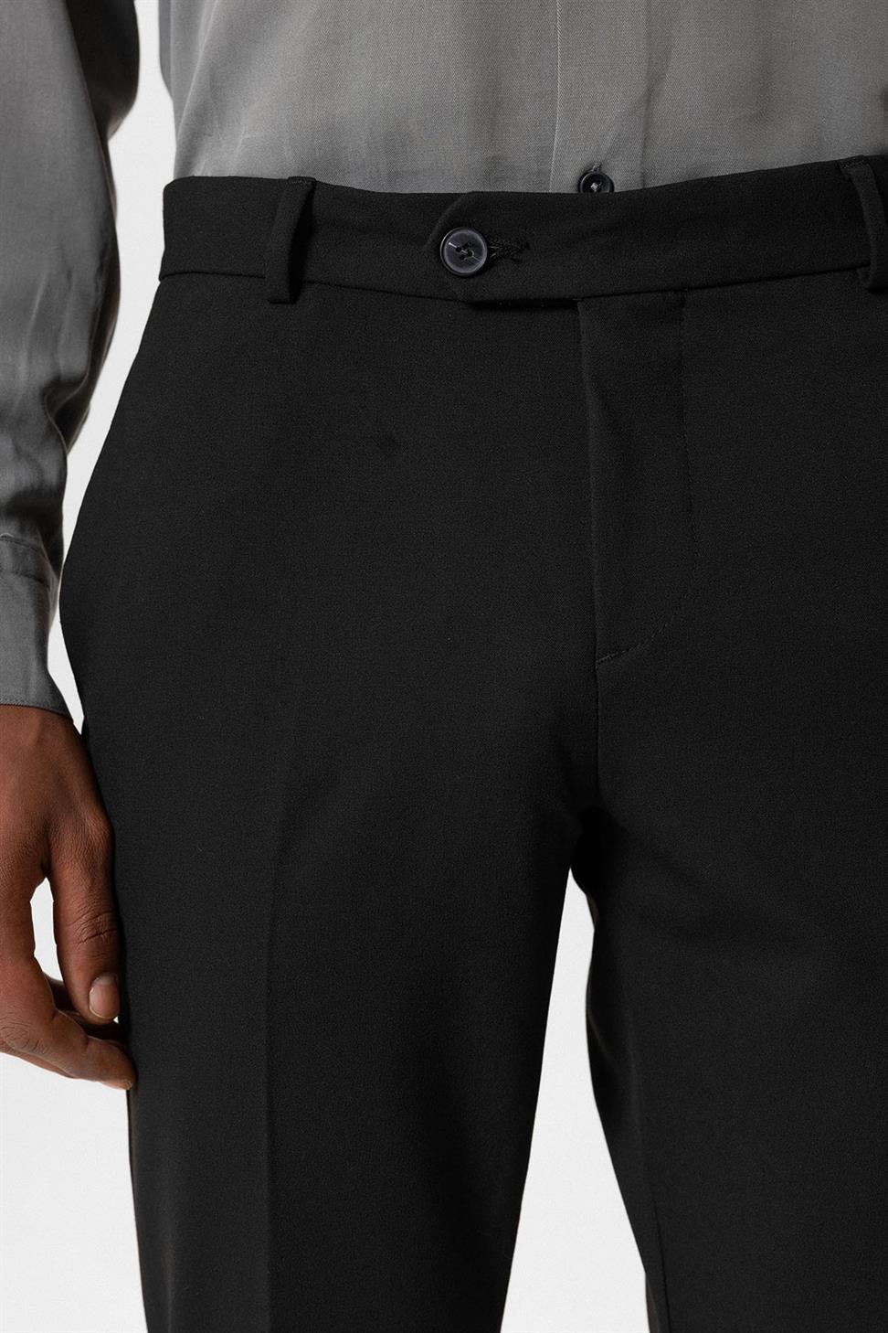 بنطال رجالي بقصة عادية بساقين