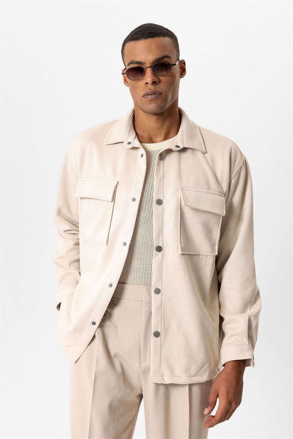 قميص رجالي من الجلد السويدي بقصة عادية مع أزرار معدنية