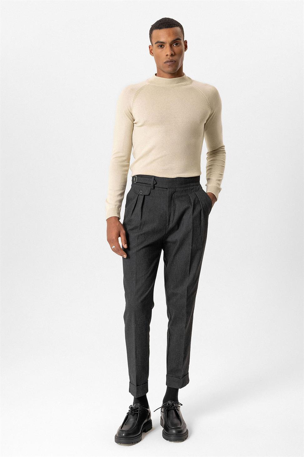 ملابس التريكو الرجالية نصف الياقة المدورة