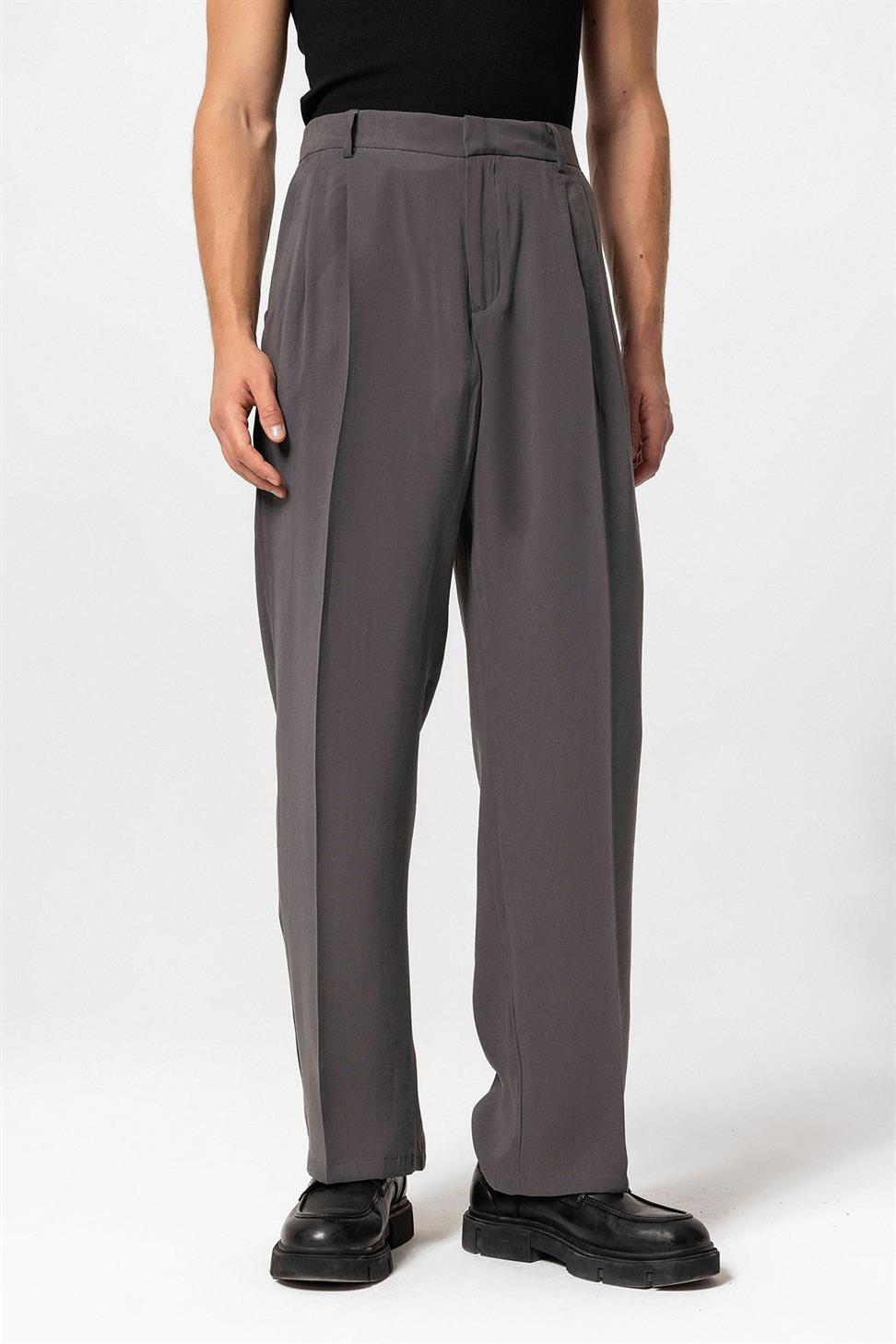 بنطلون رجالي فضفاض ذو ثنيات عالية الخصر للرجال