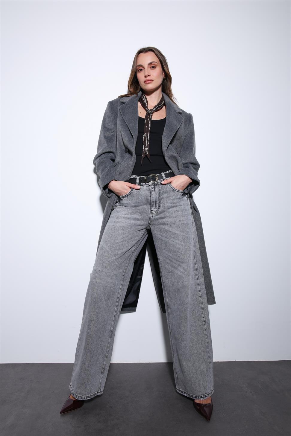 Antioch Antrasit Yün Karışımlı Kruvaze Kadın Kaban