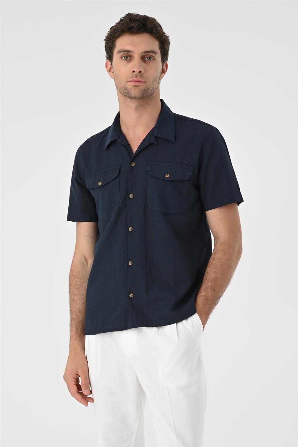 Apaş طوق الجيب قميص مفصل للرجال