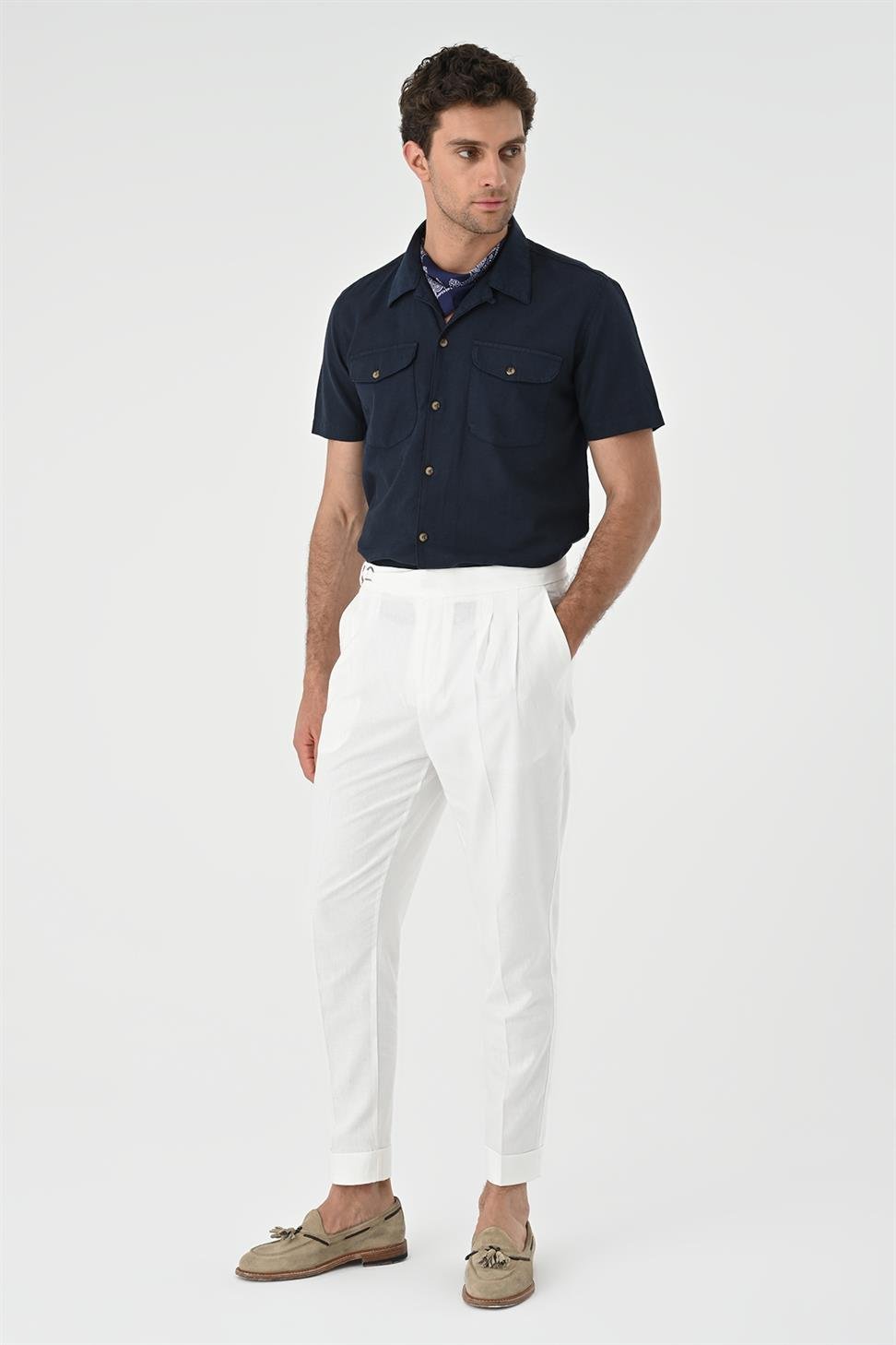 Apaş طوق الجيب قميص مفصل للرجال