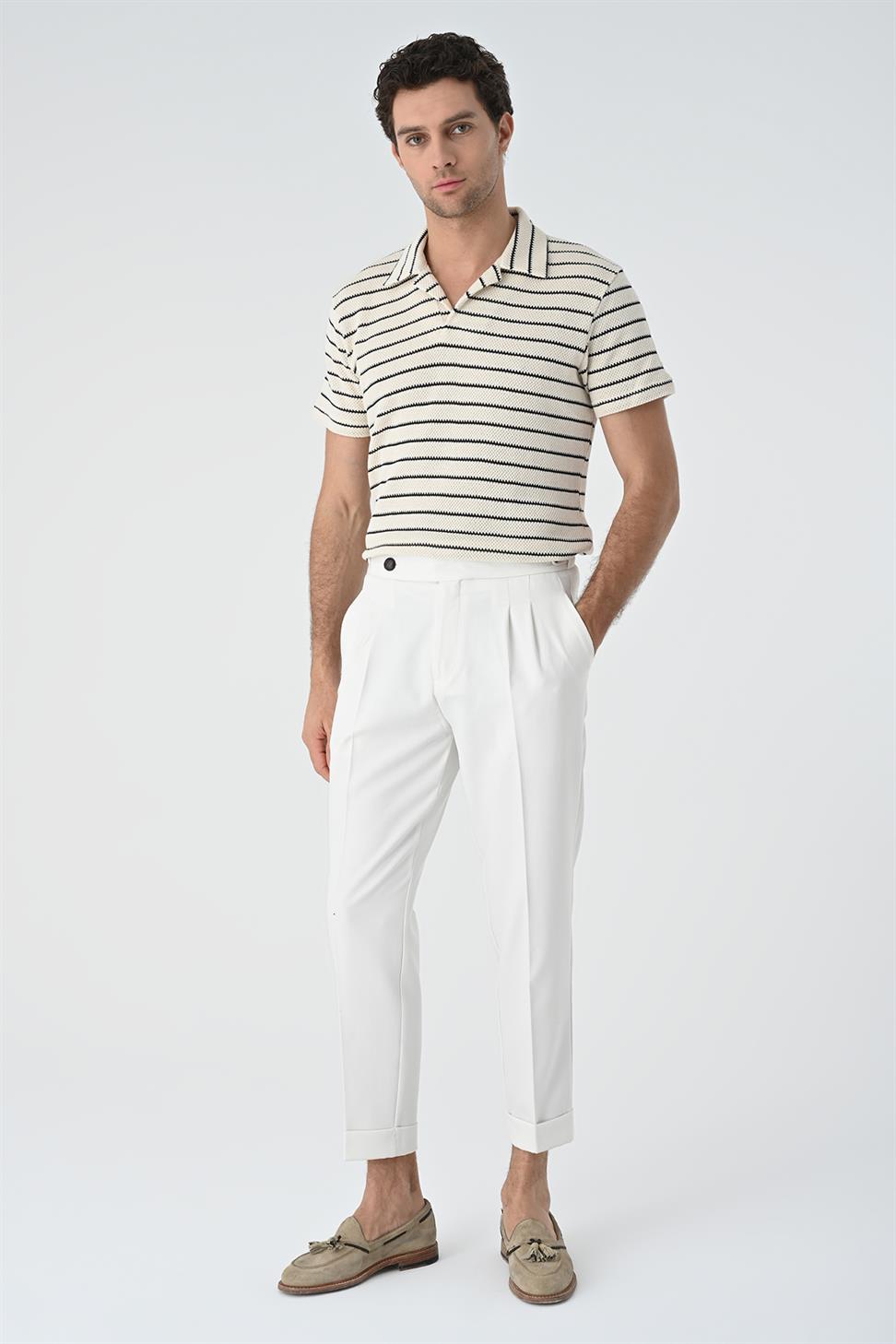 منقوشة طوق مخطط سليم صالح تي شيرت