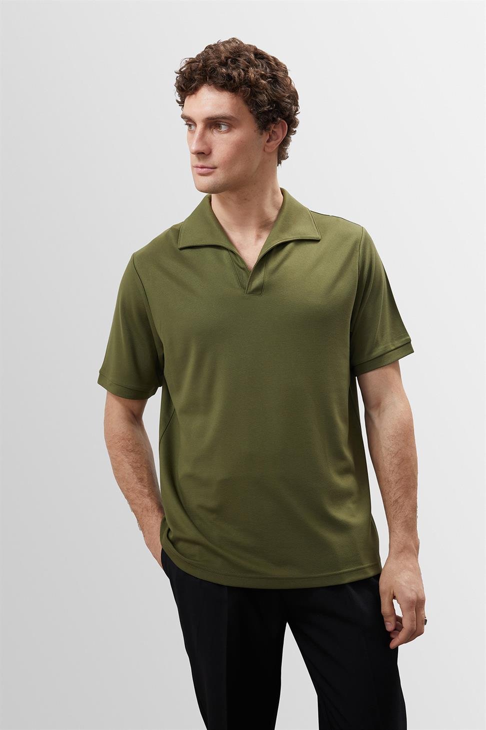 تي شيرت رجالي بياقة Apaş