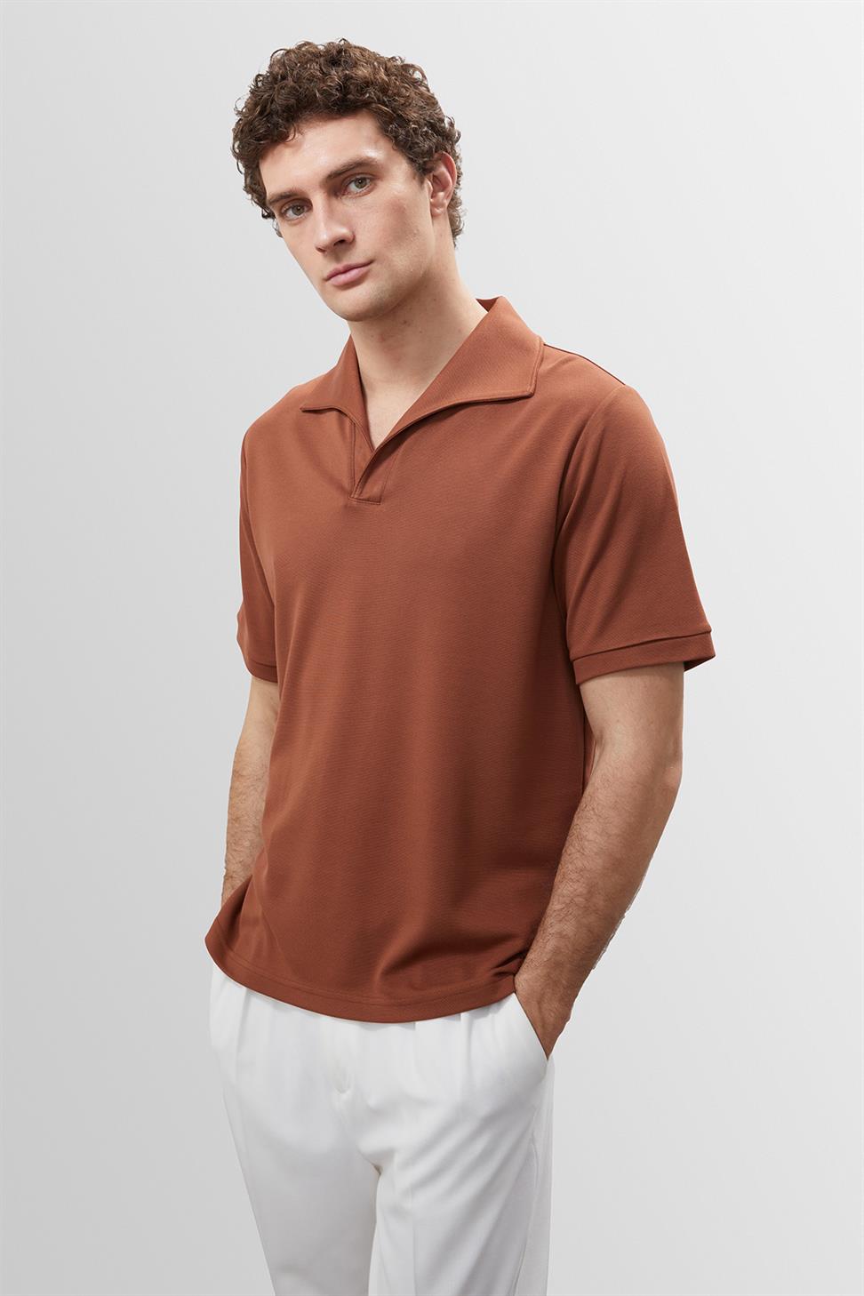 تي شيرت رجالي بياقة Apaş