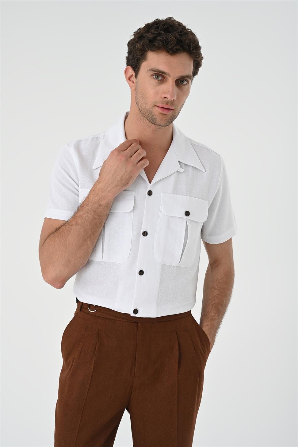 قميص رجالي من الكتان بياقة Apaş