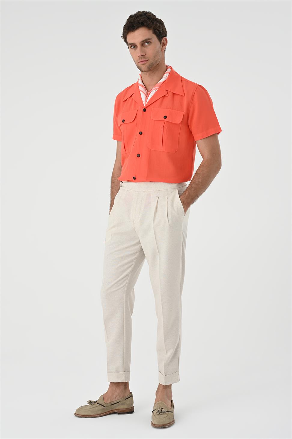 قميص رجالي من الكتان بياقة Apaş