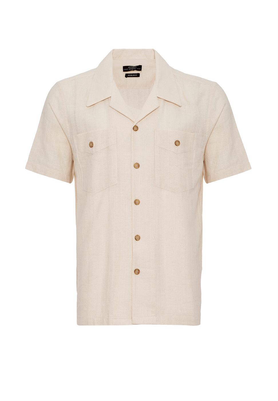 قميص بأكمام قصيرة وياقة Apaş مع جيب