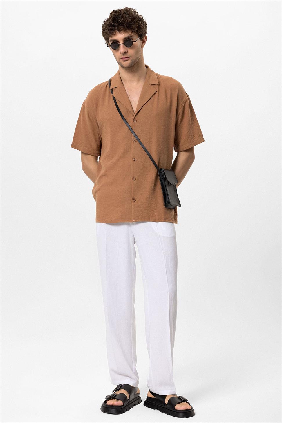 قميص رجالي بأكمام قصيرة وكبير الحجم بياقة Apaş