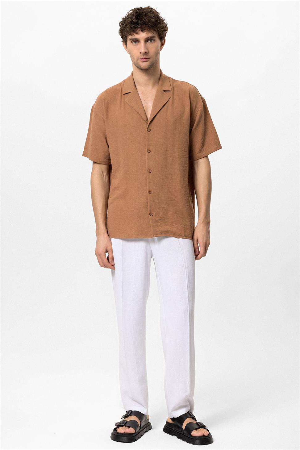 قميص رجالي بأكمام قصيرة وكبير الحجم بياقة Apaş