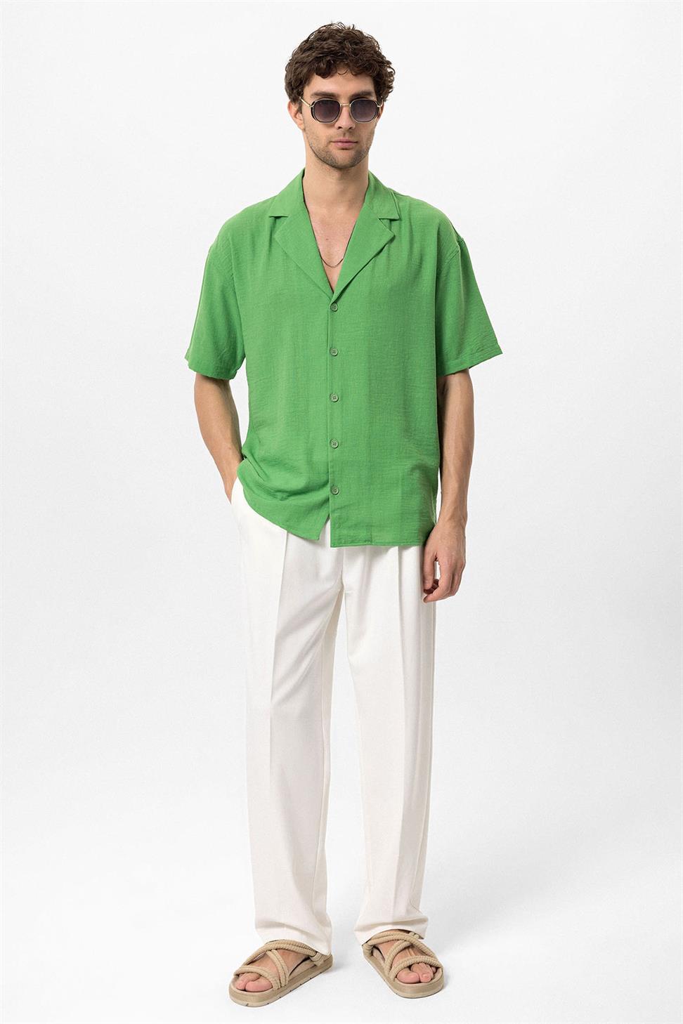 قميص رجالي بأكمام قصيرة وكبير الحجم بياقة Apaş