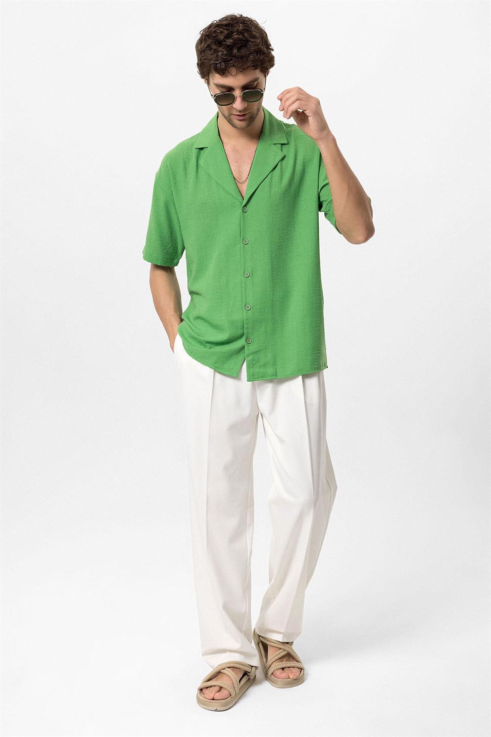 قميص رجالي بأكمام قصيرة وكبير الحجم بياقة Apaş