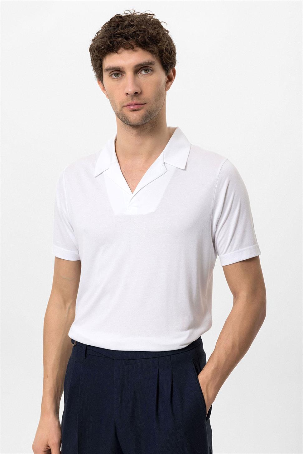 تي شيرت رجالي بياقة Apaş بقصة عادية